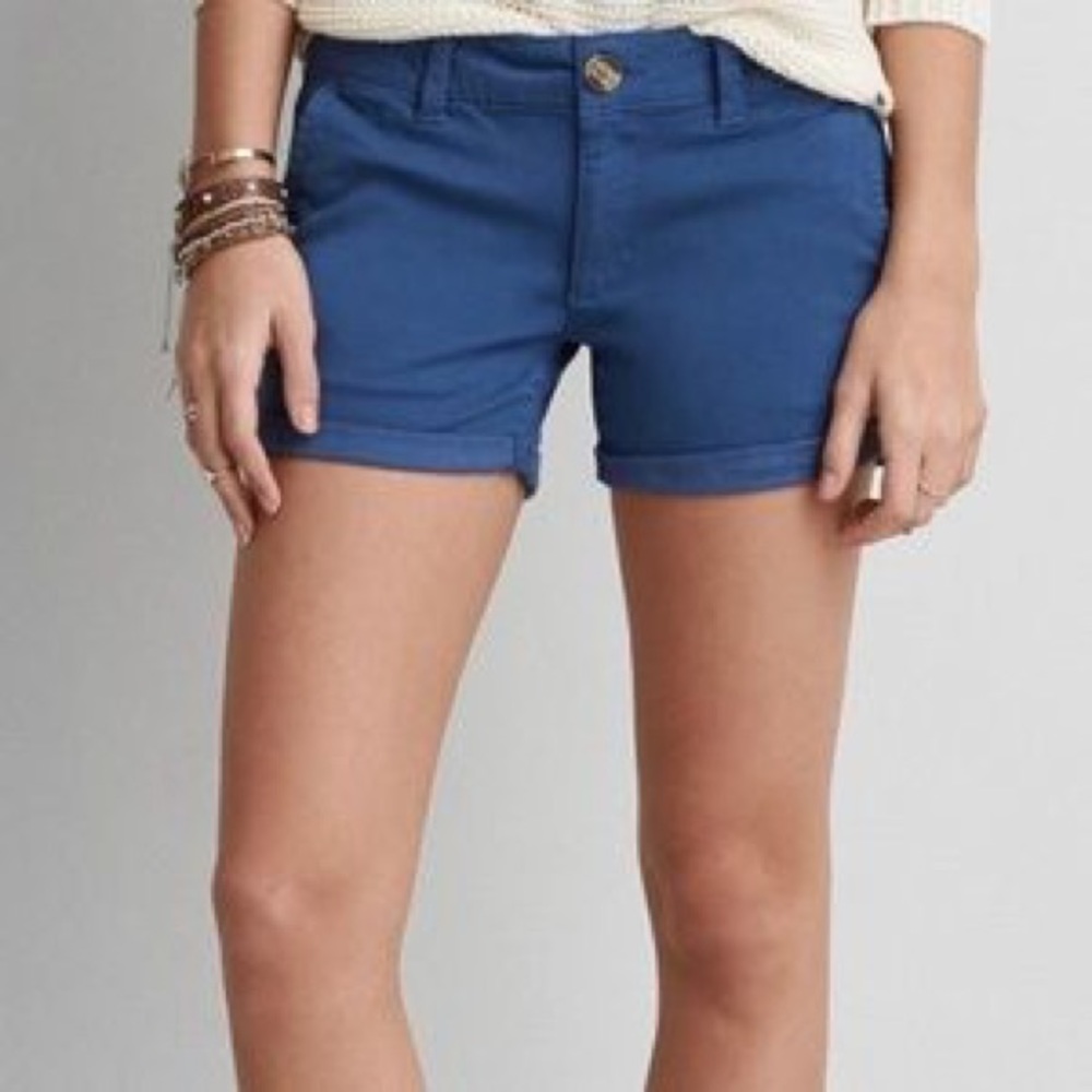 🌻🌸🌺 American Eagle Midi Shorts 🌸🌻
